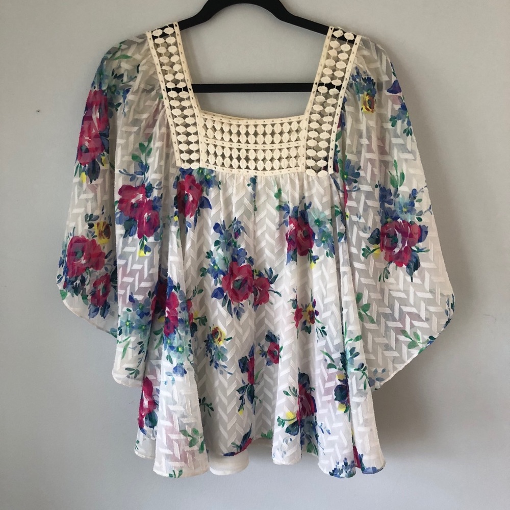 Meadow and Rue Floral Blouse